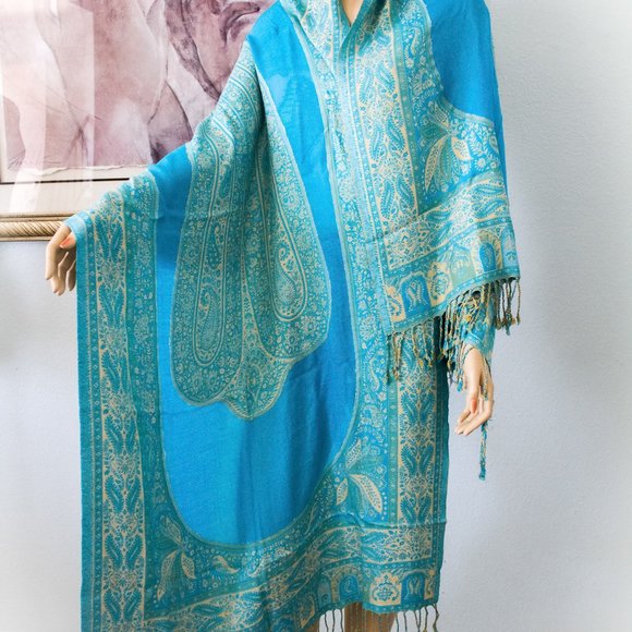 ELEGANT SILK JACQUARD STOLE - Picture 6 of 9